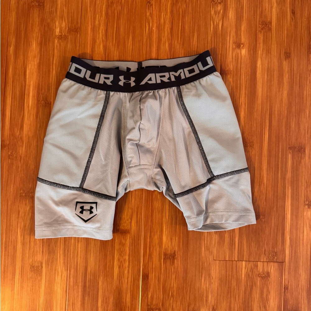Under Armour Boys Gray Boxer Compression Slider Shorts size YS